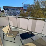 Westersuites - Purple - 1br Zentral Balkon Wlan 3 Betten Waschtrockner Apartman *