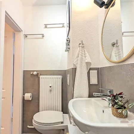 Westersuites - Purple - 1br Zentral Balkon Wlan 3 Betten Waschtrockner *