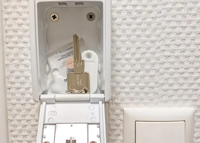 Westersuites - Purple - 1br Zentral Balkon Wlan 3 Betten Waschtrockner Apartment *